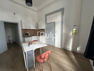  Appartement à louer 1 pièce 25 m²