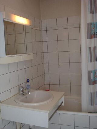  Appartement à louer 1 pièce 24 m²
