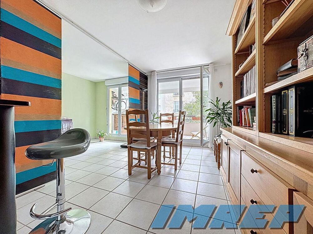 Appartement T4 90m2 traversant avec terrasses 13004/ 13005