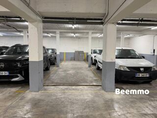  Parking / Garage à vendre 25 m²