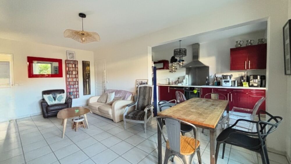 Vente Appartement Appartement à vendre 4 pièces avec terrasse La ciotat