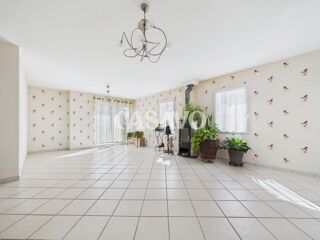  Maison  vendre 8 pices 205 m