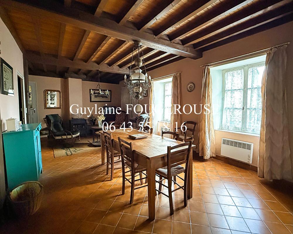Vente Immeuble Immeuble composé de 2 maisons Saint clement de valorgue