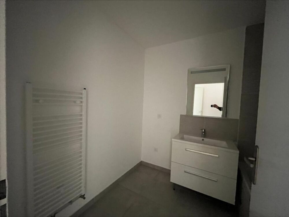 Location Appartement T3 avec parking et  à Savigny sur Orges Savigny sur orge