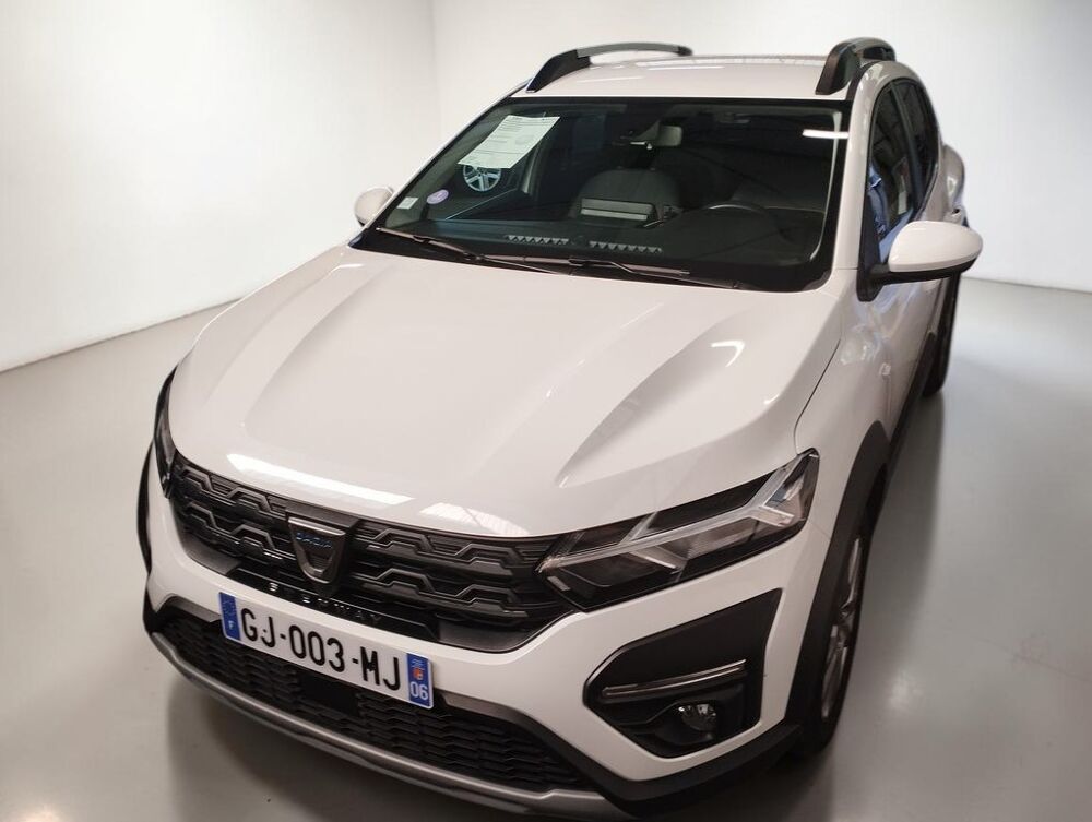 Sandero 1.0TCE 90 -22 STEPWAY CONFORT 5P 2022 occasion 06640 Saint-Jeannet