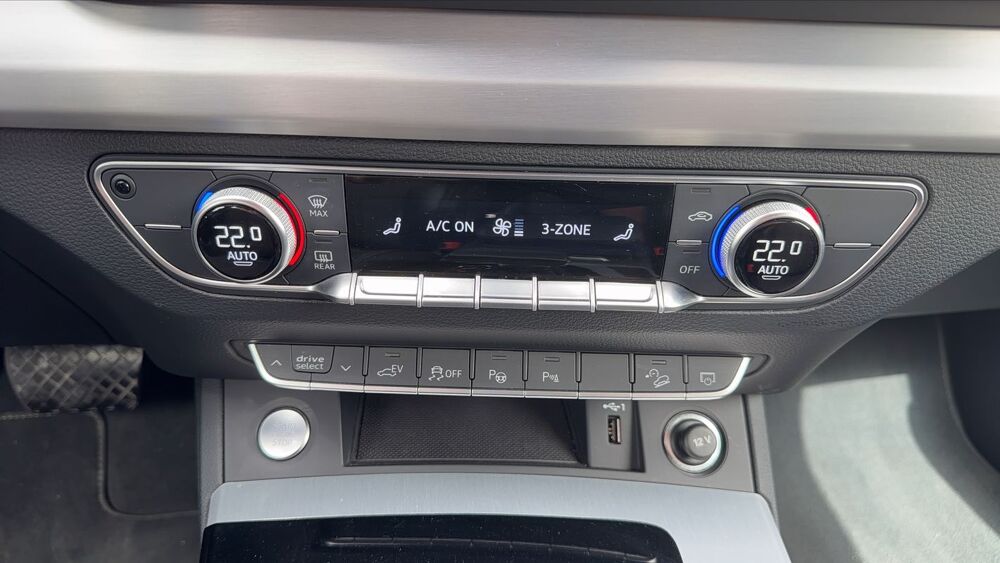 Q5 II 55 TFSIe 367 Quattro S-Tronic 7 S line - Automatique 2023 occasion 06300 Nice
