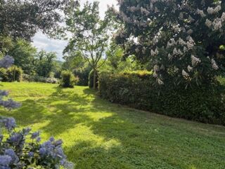  Propriété/château à vendre 8 pièces 230 m²
