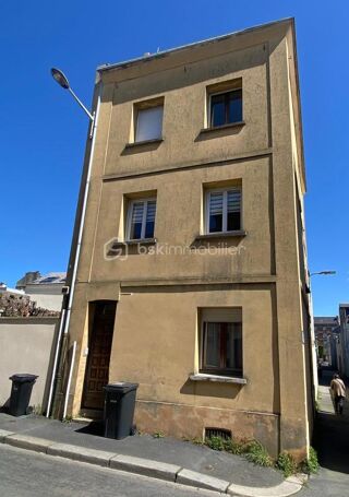  Immeuble à vendre 10 pièces 130 m²