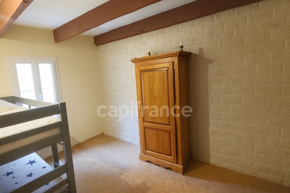 Vente Maison Maison 116 m² – 4 chambres – Toiture neuve – Gros potentiel ! Saint gilles
