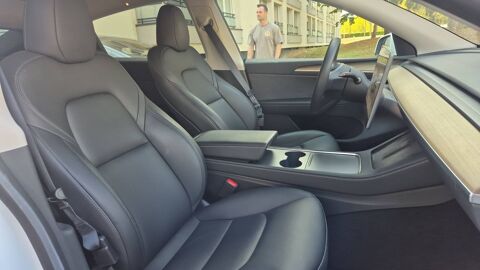 Model Y 275 Rwd Standard Range 2022 occasion 18000 Bourges