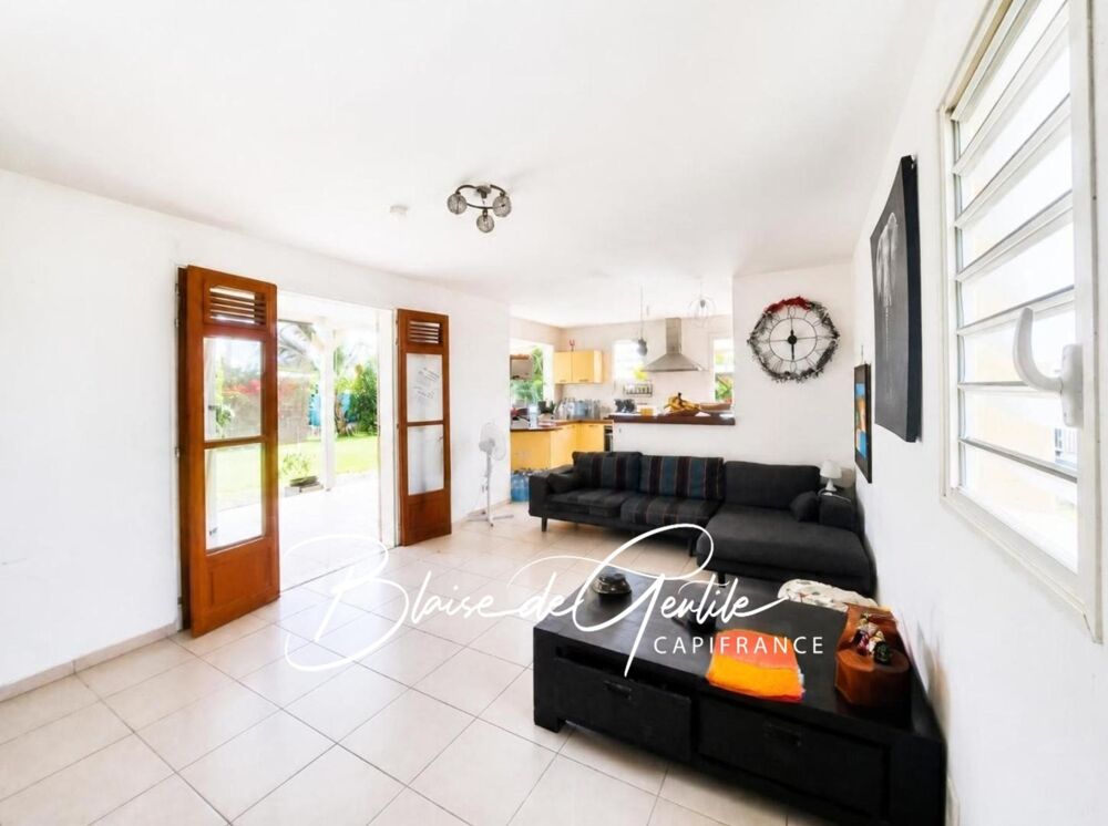 Maison familiale 4 pièces à vendre SAINT FRANCOIS (971)