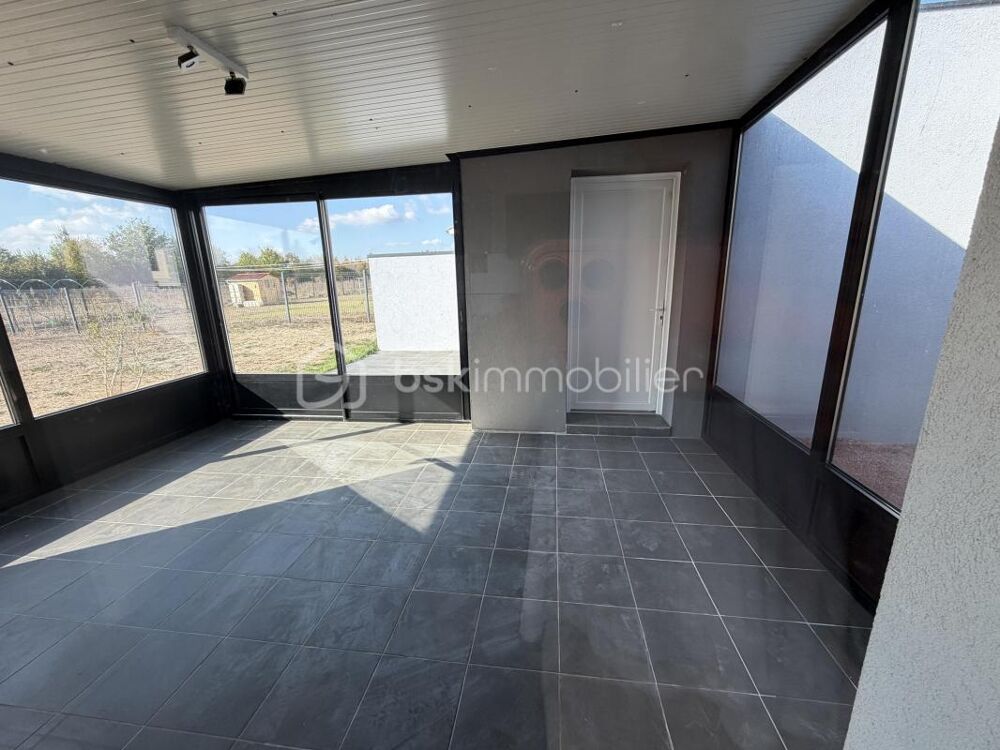 Vente Maison JOLIE MAISON PLAIN PIED - 3 CHAMBRES - GARAGE - VERANDA Valence