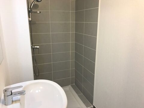  Appartement  louer 4 pices 82 m