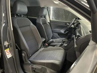 T-Cross 1.0 TSI 12V DSG7 110 cv Bo&icirc;te auto Carat 2021 occasion 74330 Poisy