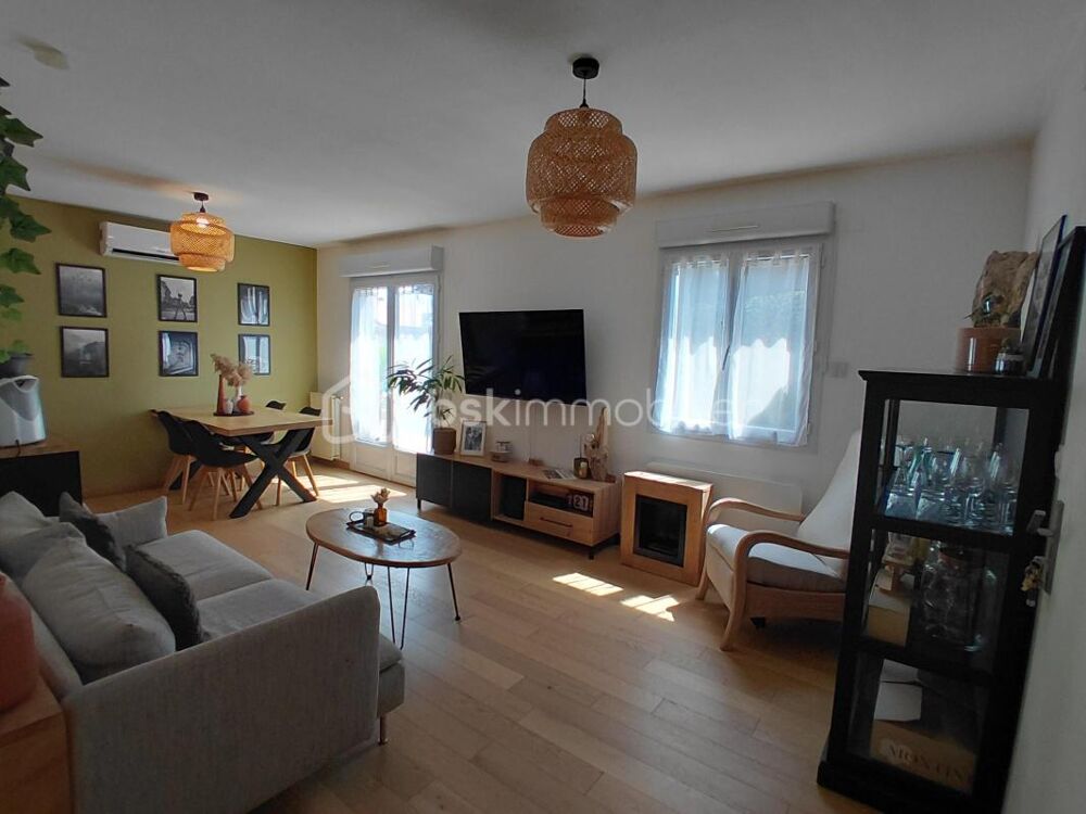 Vente Maison Maison entièrement rénovée de 70m² avec piscine, terrasse plein sud et garage Pont saint esprit