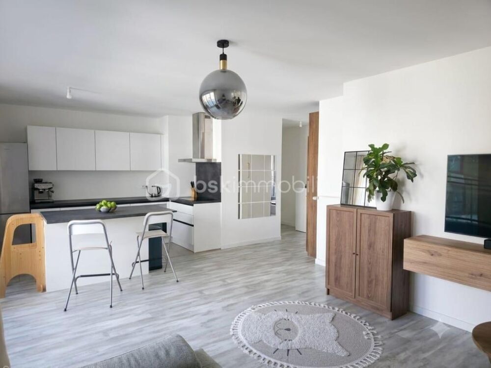 Appartement 4 pièces 82 m² · à Chatenay Malabry · 82 m² · 441 000 €