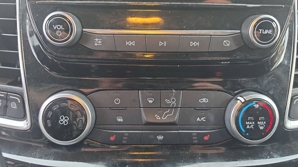 Transit Custom VU 1 2.0 Ecoblue 170 BVA6 Limited Cabine Approfondi L2h1 2023 occasion 01300 Brens