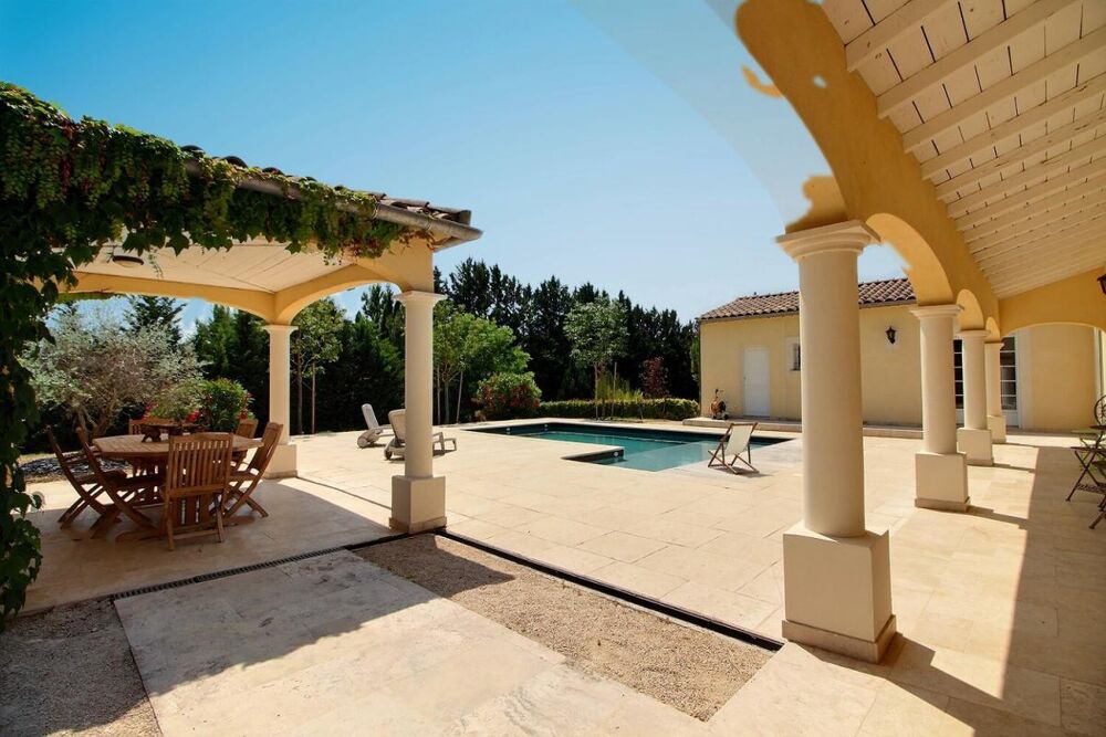 � vendre  Villa L'Isle-sur-la-Sorgue (84800)