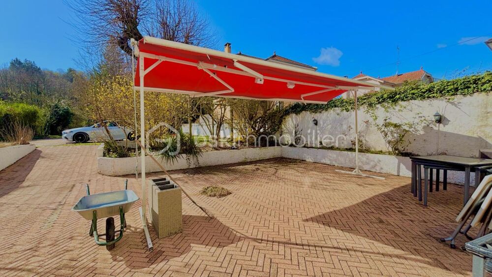   À VENDRE – RESTAURANT AVEC TERRASSE, LICENCE IV ET LOGEMENT – FORT POTENTIEL – NORD ISÈRE 