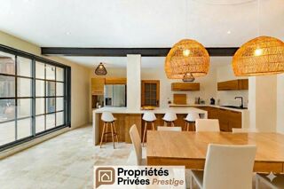  Propriété/château à vendre 6 pièces 202 m²