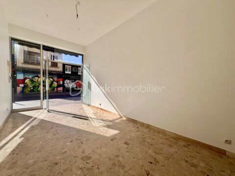   *** SOUS COMPROMIS *** CESSION DE DROIT AU BAIL - local de 24,45 m2 - RUE PAUL BERT - LES PUCES 