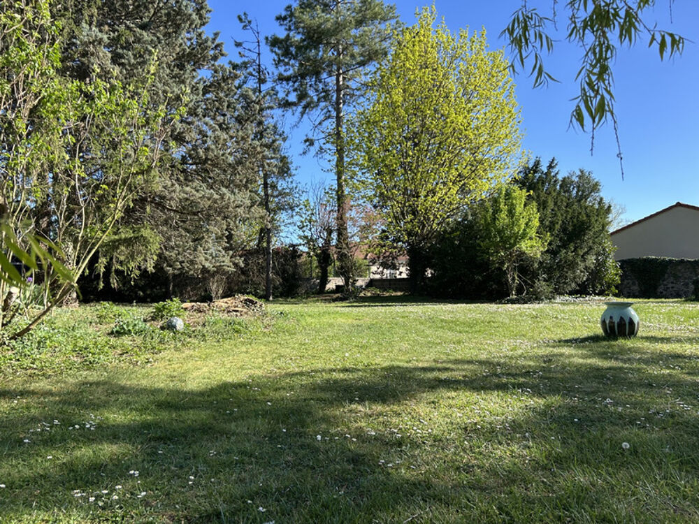 Vente Terrain CHAPPES CENTRE TERRAIN 830 M2 Chappes