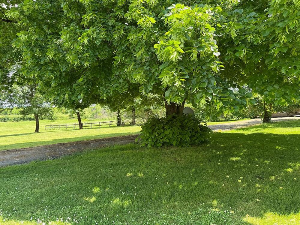 � vendre  Maison Beaumont-du-P�rigord (24440)