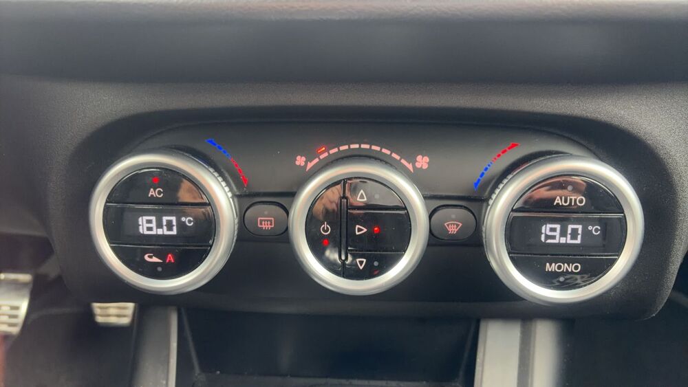 Giulietta 1.4 TB MultiAir 150 Super - Premi&egrave;re main 2018 occasion 21000 Dijon
