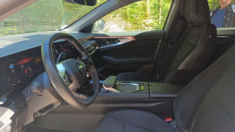 Austral I 1.2 DIG-T 200 Hybrid 2WD Xtronic Iconic Esprit Alpine 2023 occasion 71200 Saint Sernin Du Bois