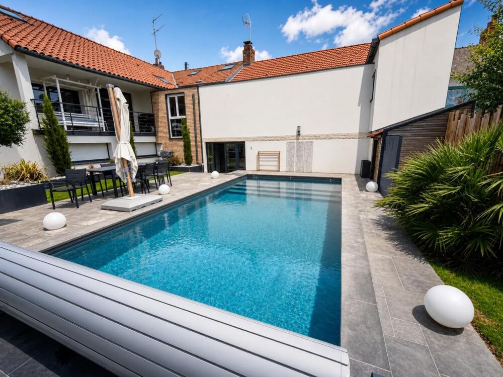 Vente Maison Maison de 10 pièces de 180 m² à Cholet Cholet