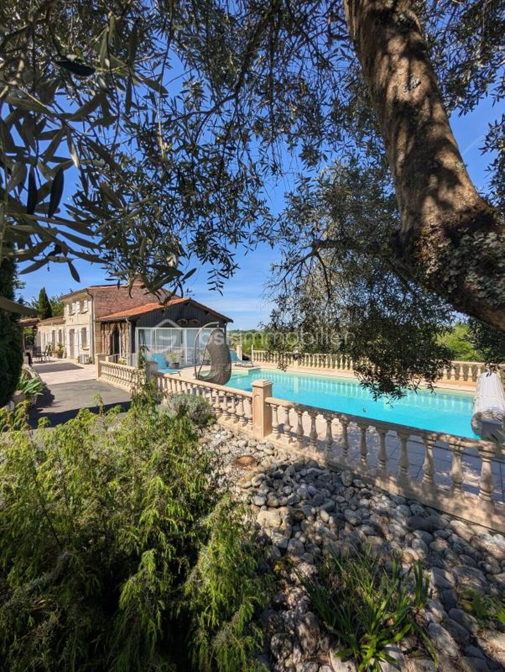 Vente Maison Longère/maison en pierre de 215m2, climatisation, DPE B, véranda, piscine, garage, terrain arboré de 2187m2 Libourne