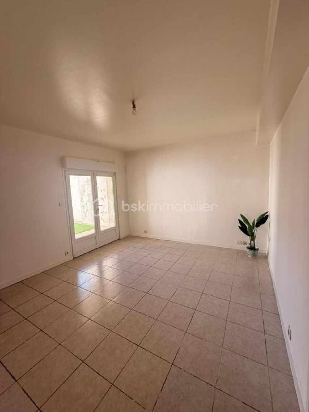 * APPARTEMENT T2 DE 44,95M2 AVEC TERRASSE PRIVATIVE