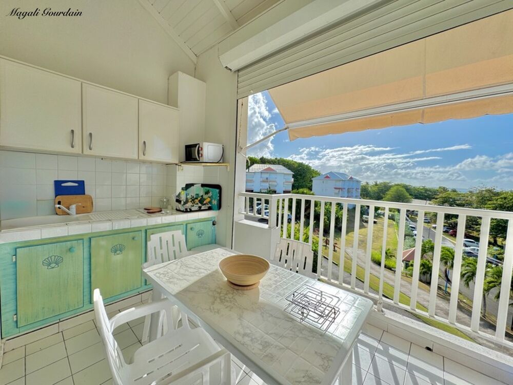 Vente Appartement A VENDRE - APPARTEMENT STUDIO AVEC VUE MER EXCEPTIONNELLE - LE MOULE Le moule