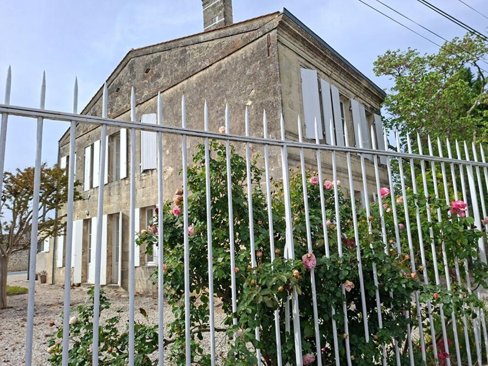 Demeure de prestige maison de maître 8 pièces maison et petite maison 80 m2