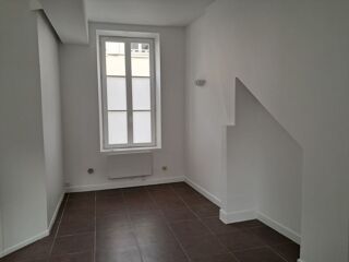  Appartement à louer 1 pièce 26 m²