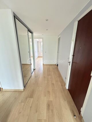  Appartement � louer 4 pi�ces 73 m�