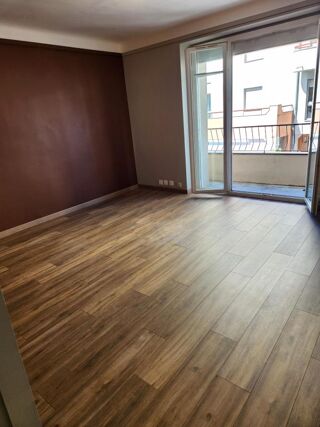  Appartement à louer 2 pièces 49 m²