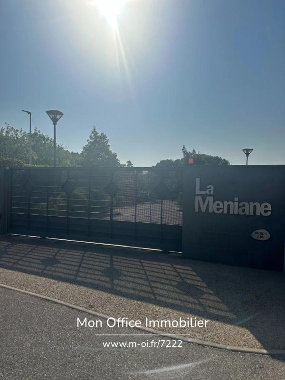 Vente Appartement Référence : 7222-ABO - Exclusivité – Box fermé de 14 m² avec porte sécurisée – Résidence La Méniane Aix en provence
