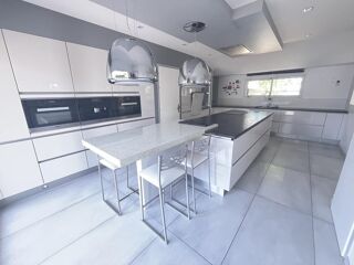  Maison à vendre 9 pièces 230 m²