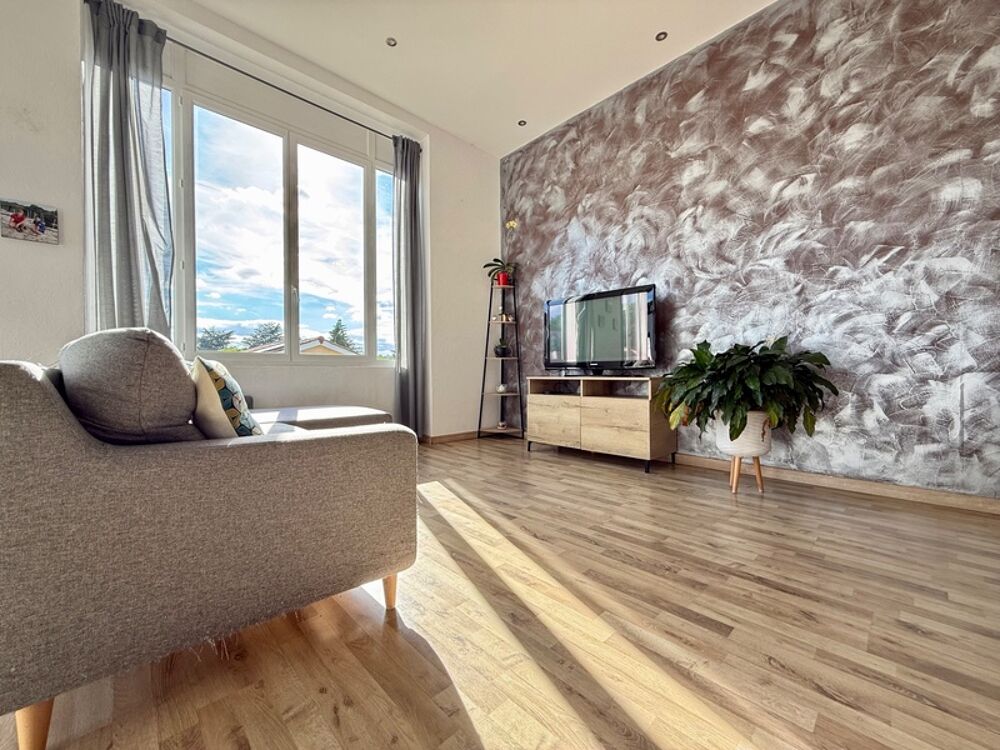 Maison à vendre 4 pièces LE CHAMBON FEUGEROLLES (42) La Cotatay