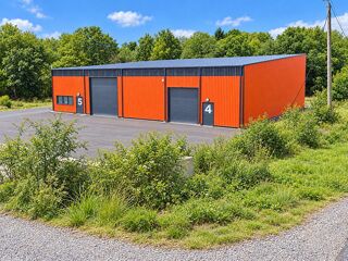  Parking / Garage à vendre 8 pièces 1054 m²