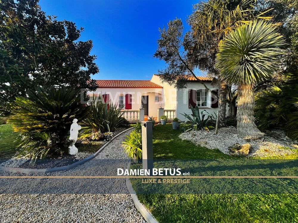 Maison à vendre 8 pièces LE FENOUILLER (85), Grande Maison avec Dépendance et jardin
