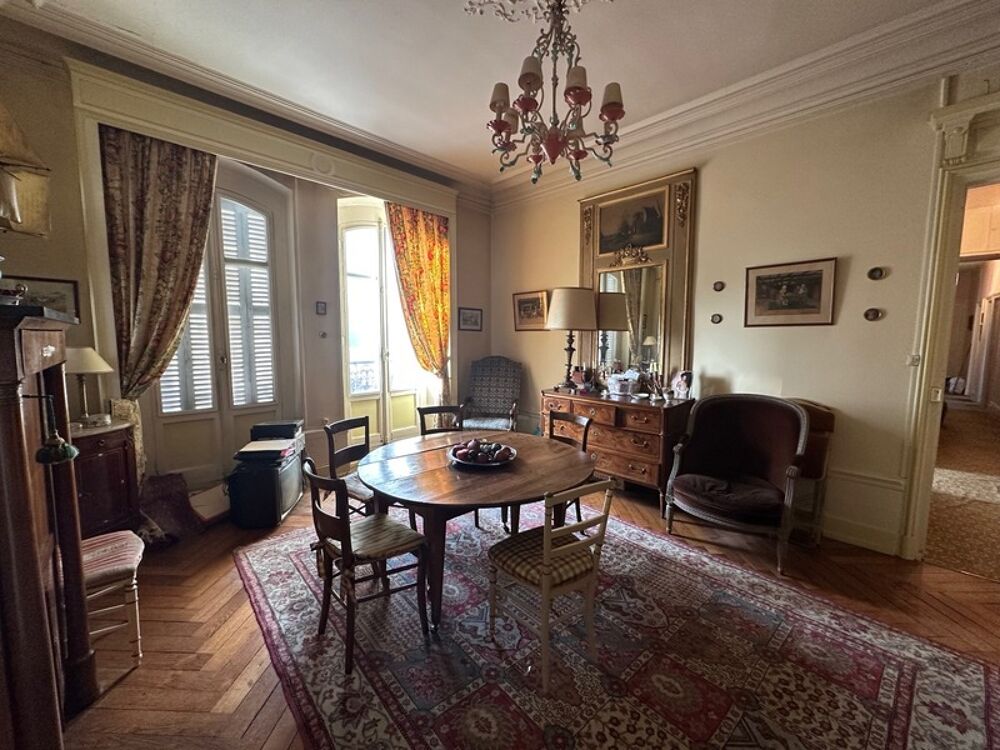 Dijon centre proche gare appartement ancien de 142 m2