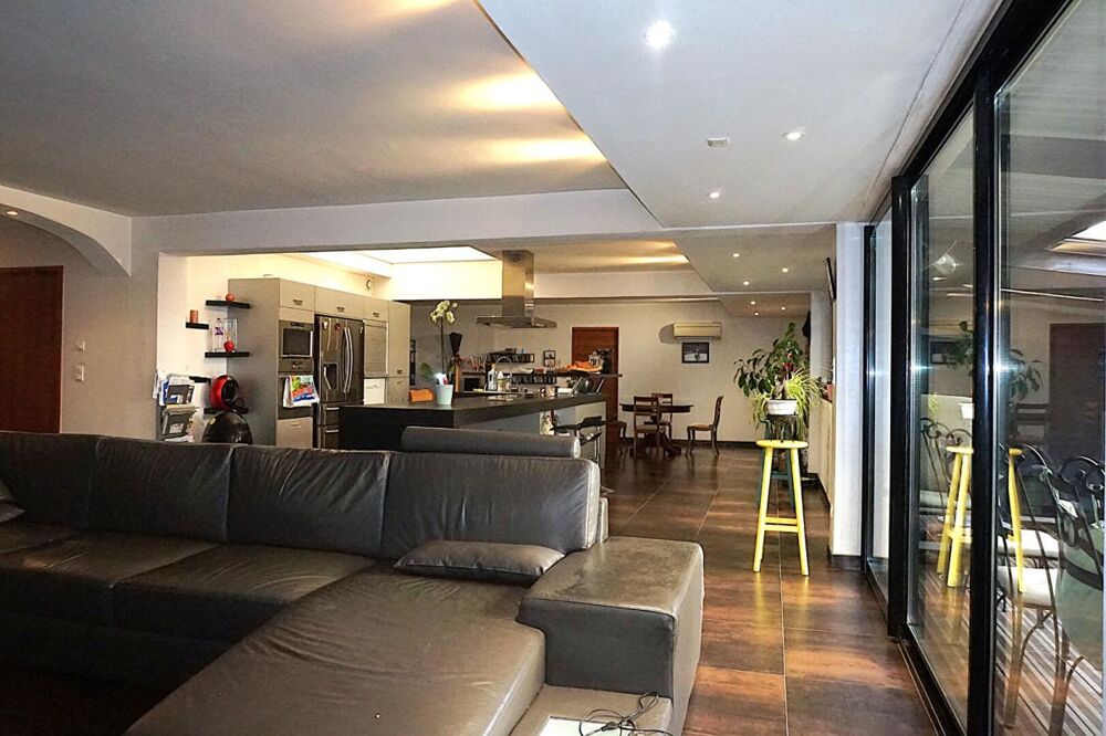 Vente Loft LOFT 270 m² + 235 m² COMBLES AMÉNAGEABLES ? TERRASSE ? DOUBLE GARAGE Le chambon feugerolles