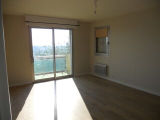  Appartement à louer 2 pièces 42 m²