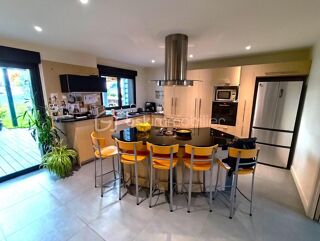  Maison � vendre 9 pi�ces 167 m�