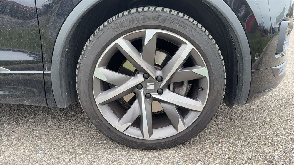 Tarraco 1.4 TSI 245 e-hybrid DSG6 FR - Automatique Toit ouvrant 2021 occasion 69680 Chassieu
