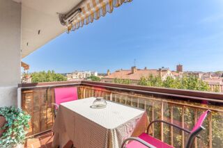  Appartement à louer 2 pièces 61 m²
