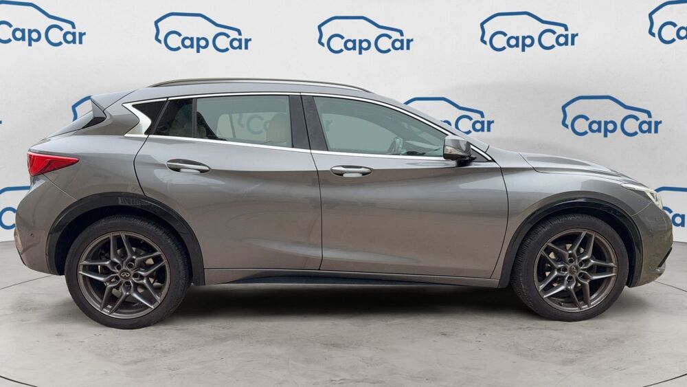 Q30 1.6 T 156 7G-DCT Premium 2017 occasion 91170 Viry Chatillon