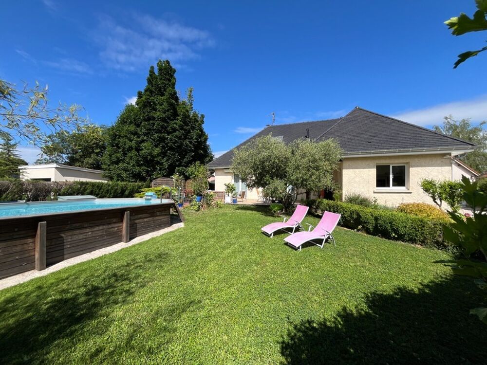Maison à vendre 7 pièces SASSENAY (71) avec piscine, sur terrain de 1483m²